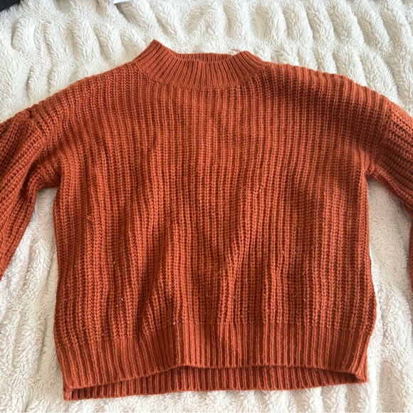 Women's Rust Sweater - Picture 1 of 3
